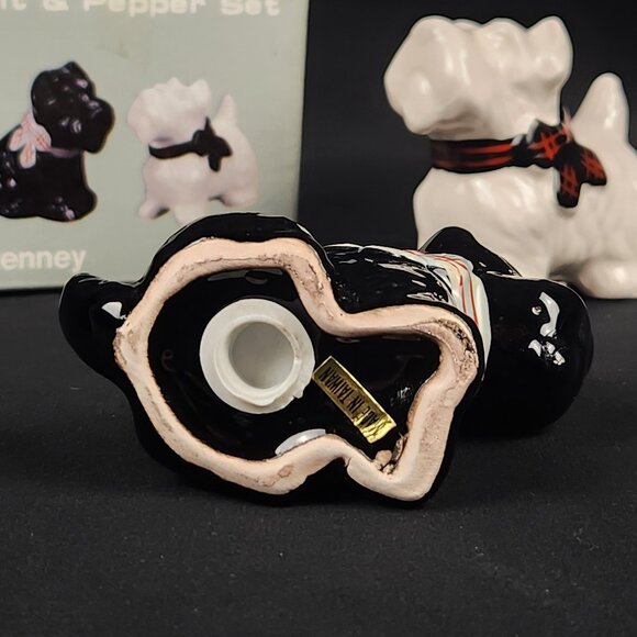 Vintage JCPenney Scottish Terrier Salt & Pepper Shaker Set READ - Picture 5 of 16